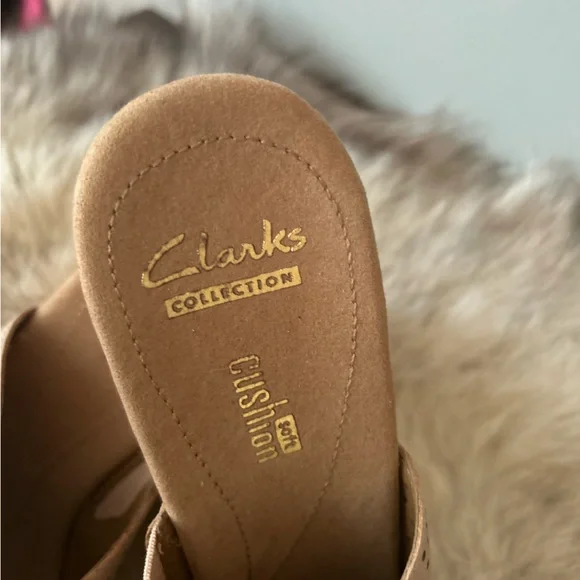 Clark’s wedge slide - Picture 4 of 13